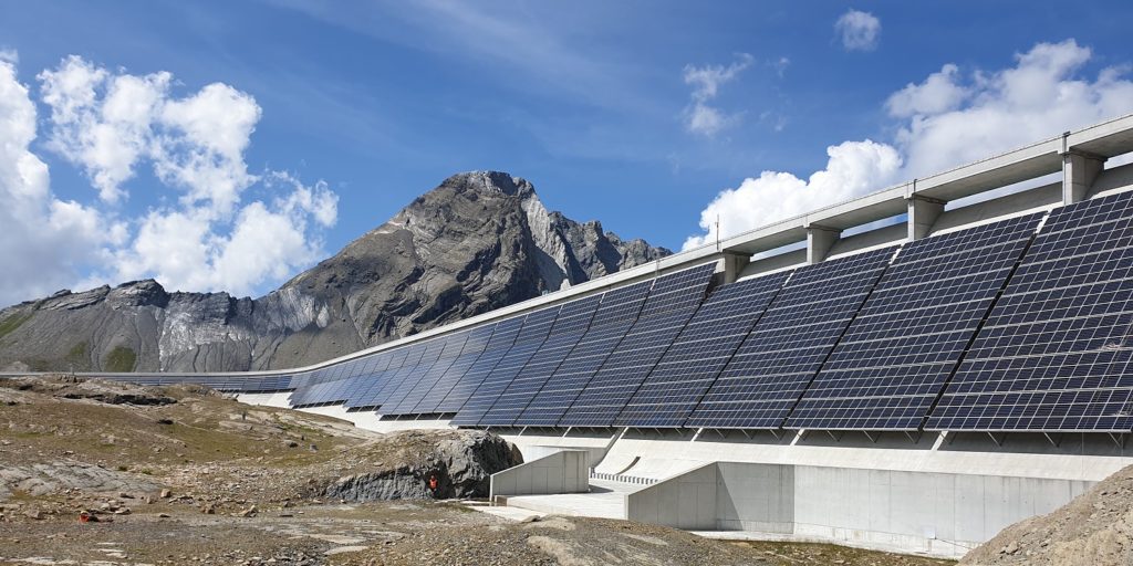 Schweizer Parlament will Solarpflicht und mehr alpine Photovoltaik-Kraftwerke